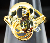 Золотое кольцо с андалузитом 0,86 карата и лейкосапфирами Золото