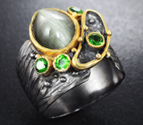 Серебряное кольцо с турмалином с эффектом «кошачьего глаза» и диопсидами Серебро 925