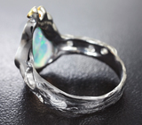 Серебряное кольцо с кристаллическим эфиопским опалом и цаворитами