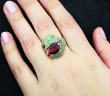 Серебряное кольцо с рубеллитом авторской огранки, розовыми турмалинами и цаворитами Серебро 925