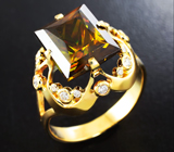 Золотое кольцо с коньячным сфеном высокой дисперсии 6,63 карата и бриллиантами Золото
