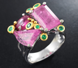 Серебряное кольцо с розовыми турмалинами 4,86 карата, кабошоном рубина и изумрудами Серебро 925