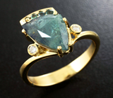 Золотое кольцо с крупным уральским александритом 3,0 карата и бриллиантами Золото