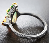 Серебряное кольцо с кристаллическим эфиопским опалом, цаворитами и сапфирами Серебро 925