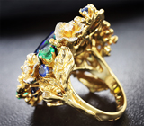 Золотое кольцо с фантастическим черным опалом 14,8 карата, синими сапфирами, уральскими изумрудами и бриллиантами Золото