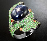Серебряное кольцо cо звездчатым сапфиром 7,8 карата, цаворитами и красными сапфирами Серебро 925