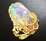 Золотое кольцо с роскошным крупным кристаллическим эфиопским опалом 19,35 карата и бриллиантами Золото
