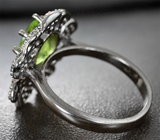 Эффектное серебряное кольцо с перидотом Серебро 925