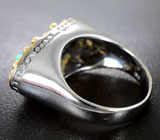 Серебряное кольцо с кристаллическими эфиопскими опалами и цаворитами
