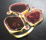 Золотое кольцо со слайсами полихромых турмалинов 15,9 карата и розовыми турмалинами Золото