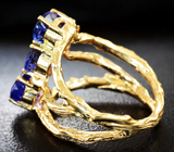 Золотое кольцо с насыщенными танзанитами 4,12 карата Золото