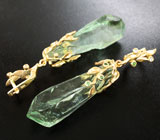Золотые серьги с крупными кристаллами зеленых аметистов 63,05 карата, цаворитами и бриллиантами Золото