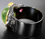 Серебряное кольцо с пренитом и родолитами