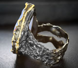 Серебряное кольцо с халцедоном ручной обработки и сапфирами Серебро 925