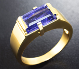 Золотое кольцо с насыщенным танзанитом 4,58 карата Золото