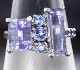 Серебряное кольцо с иолитами 3,25 карата, танзанитом, голубыми и синими сапфирами Серебро 925