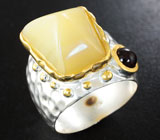 Серебряное кольцо с желтым опалом и родолитом Серебро 925