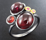 Серебряное кольцо с кабошонами рубинов 6,52 карата, турмалином и красными сапфирами Серебро 925