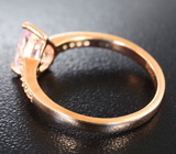 Изящное серебряное кольцо с морганитом Серебро 925