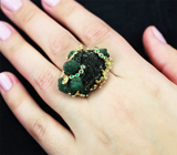 Золотое кольцо с уникальной друзой кристаллов изумруда 50,54 карата, ограненными изумрудами и бриллиантами Золото