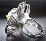 Серебряное кольцо с жемчужиной барокко 21,1 карата, изумрудами и синими сапфирами Серебро 925