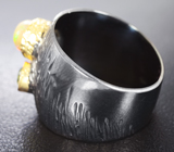Серебряное кольцо с кристаллическим эфиопским опалом, перидотом и родолитом