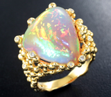 Золотое кольцо с крупным ярким эфиопским опалом 11,51 карата и бриллиантами Золото