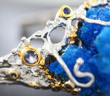 Серебряный браслет с друзой халькантита, аквамарином, голубым топазом, изумрудом, звездчатым и синими сапфирами Серебро 925