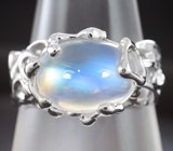 Кольцо с «неоновым» лунным камнем