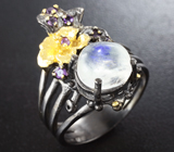 Серебряное кольцо с лунным камнем и аметистами