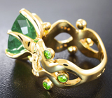 Золотое кольцо с параиба турмалином 10,1 карата, демантоидами гранатами и бриллиантами Золото