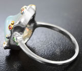 Серебряное кольцо с кристаллическим эфиопским опалом 2,45 карата, оранжевыми сапфирами и цаворитами Серебро 925