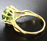 Золотое кольцо с неоново-мятным турмалином 5,22 карата и бриллиантами Золото