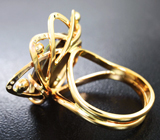 Золотое кольцо с уникальным аммолитом аммонита 11,96 карата, цаворитами, сапфирами и бриллиантами Золото