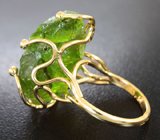 Кольцо с необработанным перидотом и бриллиантами