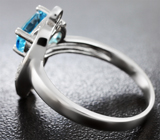 Прелестное серебряное кольцо с голубым топазом Серебро 925