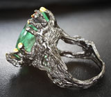 Серебряное кольцо с неоново-зеленым флюоритом 28+ карат и мозамбикскими гранатами Серебро 925