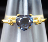 Золотое кольцо c редкой синей шпинелью 1,07 карата и бриллиантами Золото