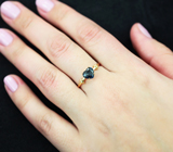 Золотое кольцо c редкой синей шпинелью 1,07 карата и бриллиантами Золото