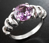 Золотое кольцо с крупной пурпурной шпинелью 3,83 карата Золото