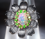 Серебряное кольцо с кристаллическим эфиопским опалом и диопсидами Серебро 925