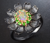 Серебряное кольцо с кристаллическим эфиопским опалом и диопсидами Серебро 925