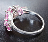 Кольцо с розовой шпинелью и пурпурно-розовыми сапфирами Золото