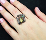 Серебряное кольцо с кристаллическим эфиопским опалом и изумрудом Серебро 925