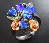 Серебряное кольцо с кристаллическими черными опалами, голубыми топазами и перидотами Серебро 925