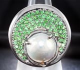 Серебряное кольцо с жемчужиной барокко 11,78 карата и цаворитами Серебро 925