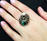 Серебряное кольцо с зеленым апатитом, жемчужиной и родолитами