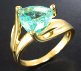 Золотое кольцо с уральским изумрудом высокой чистоты без облагораживания 2,38 карата Золото