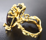 Золотое кольцо с кристаллическим черным опалом 8,07 карата, цаворитами, красными и желтыми сапфирами Золото