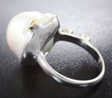 Серебряное кольцо с жемчужиной барокко 23,54 карата и родолитами Серебро 925